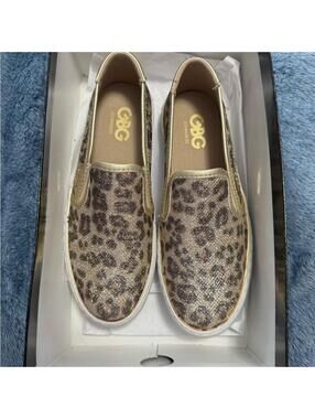 GBG by GUESS Gold Texture Leopard Print Slip-On Sneakers Size 6M